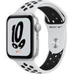 Apple Watch (Series 7) Nike - GPS 44 mm -Blanc Silver